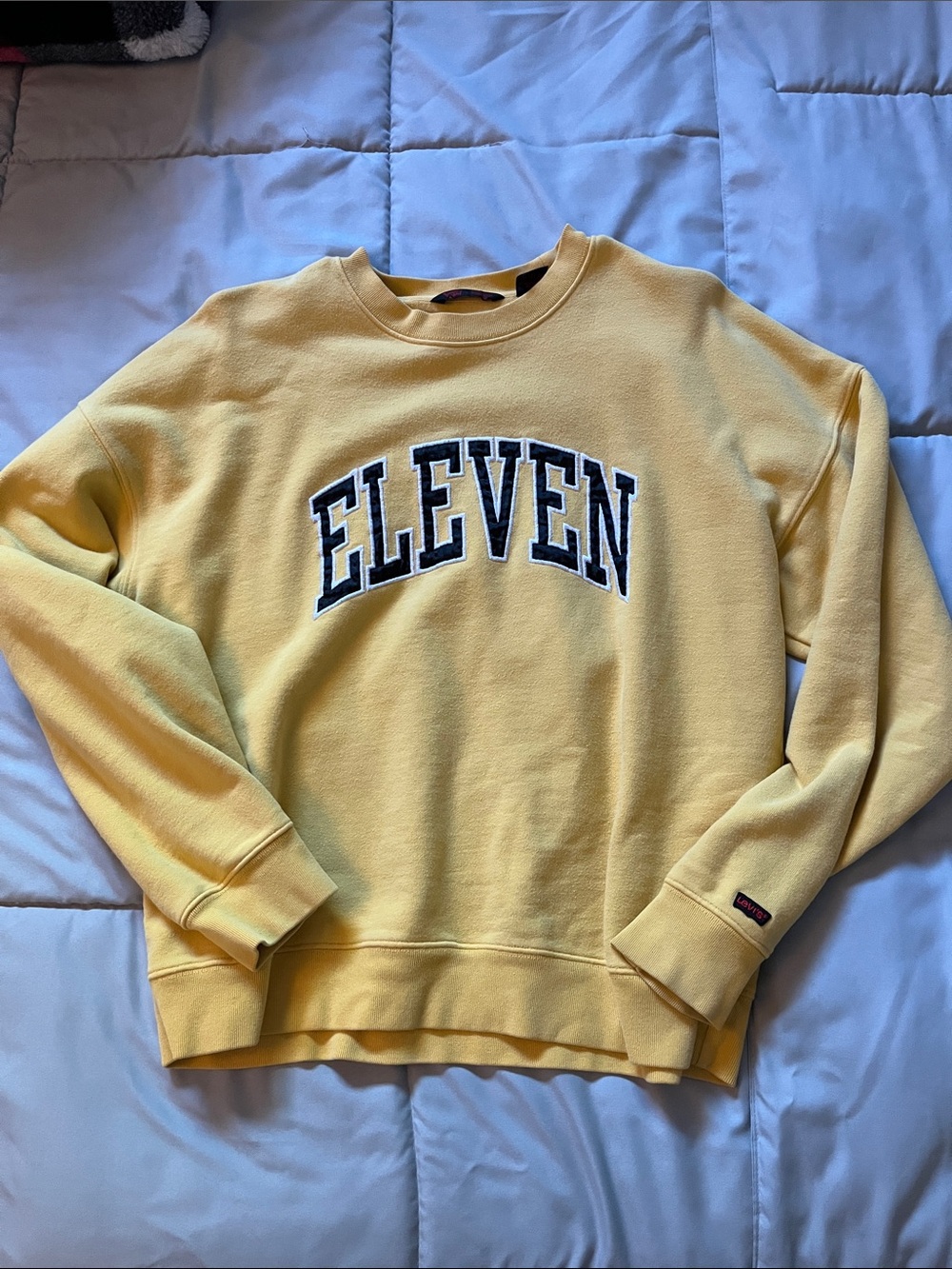Levi's Yellow 'ELEVEN' Crewneck Sweatshirt